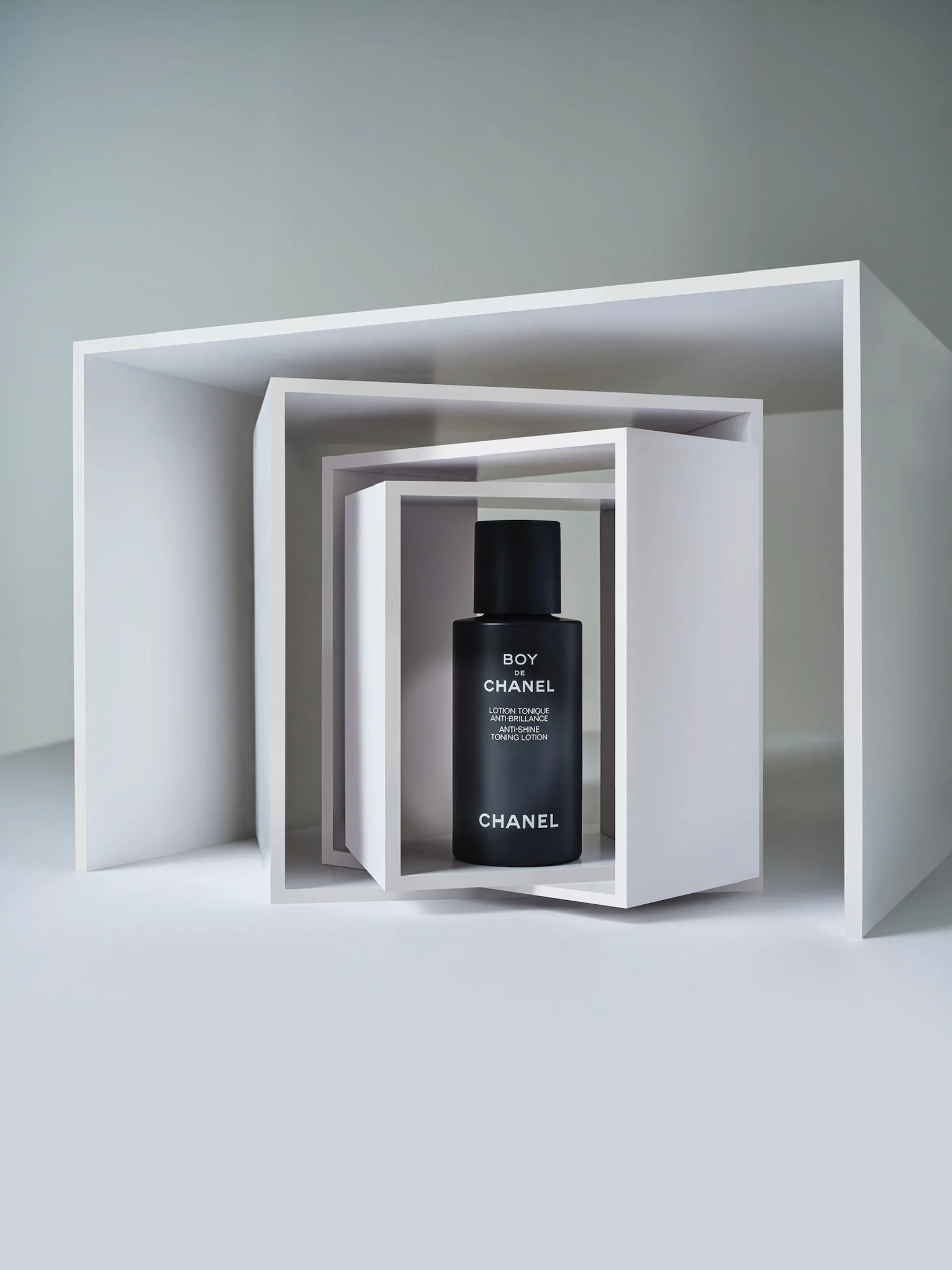 Kitavin Studio Creative Direction + Set Design for Esquire Russia, Moscow, Russia